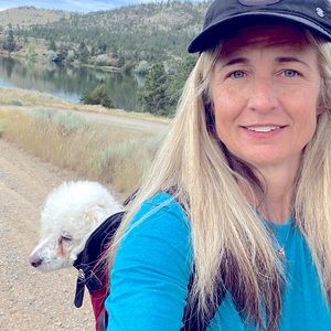 Meet your Posher, Laura